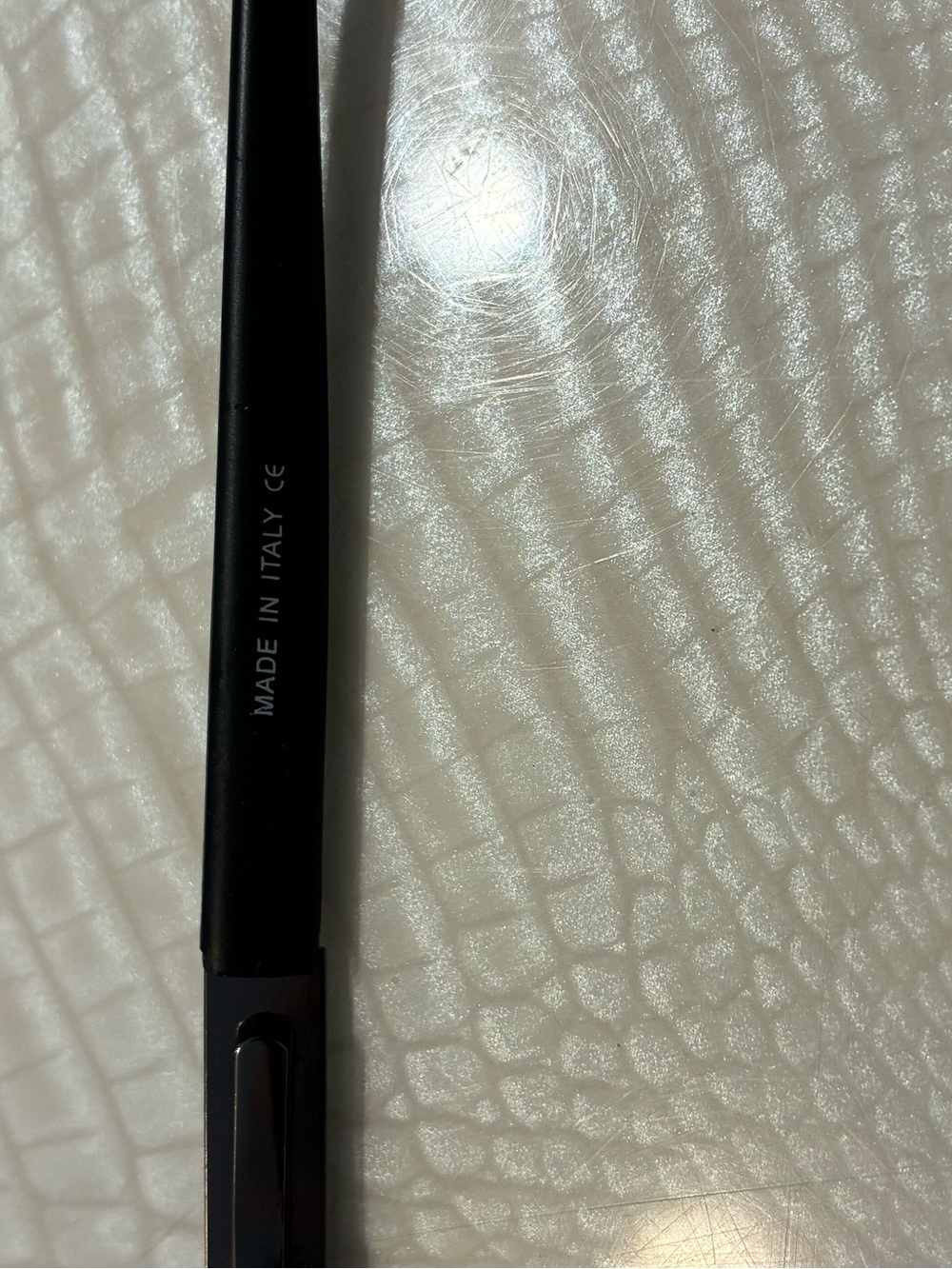 Gucci Black Metal Frame Sunglasses - Picture 6 of 13